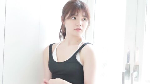 FRIDAY GOLD Hamaura Ayano 浜浦彩乃