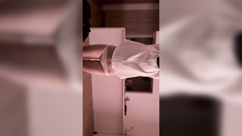 Kuzu V0 夏休み期間中のかわいい女子⚪︎生が制服持ってきたのでそのまま犯してたっぷり種付けセックスの2回戦目です 000Wm