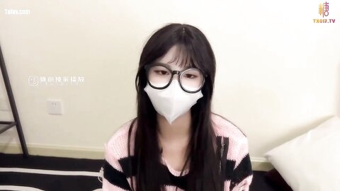 清纯可爱邻家美少女『小敏儿』✅姐弟乱伦 淫欲姐姐的性启蒙 内射黑丝表姐 精液顺着嫩穴流出，黑框眼镜超反差