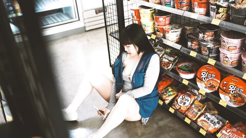 [Loozy] Doyeon - Convenience Store Sub