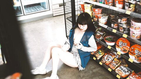 [Loozy] Doyeon - Convenience Store Sub