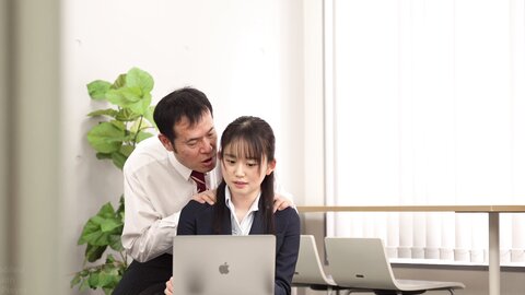 CAWD-721 [4K] In A Shared Room On A Business Trip, A Slender And Beautifully-breasted Office Worker Nanaka Kosaka...