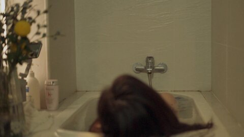 樱晚gigi -  洗澡