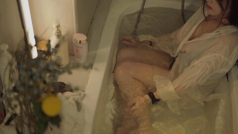 樱晚gigi -  洗澡