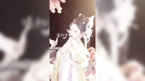 爆机少女喵小吉 - 如梦令 Video (1)