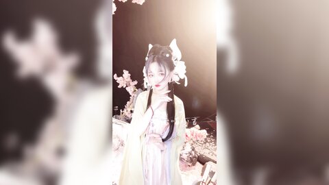 爆机少女喵小吉 - 如梦令 Video (1)