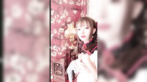 爆机少女喵小吉 - 镜花水月 Video (2)