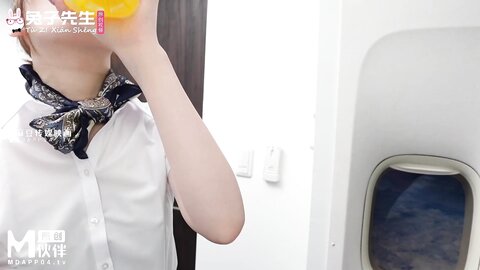 TZ-079黑丝空姐的天身服务