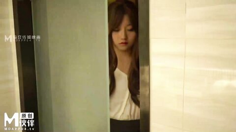 LY-001姐姐给我的性启蒙