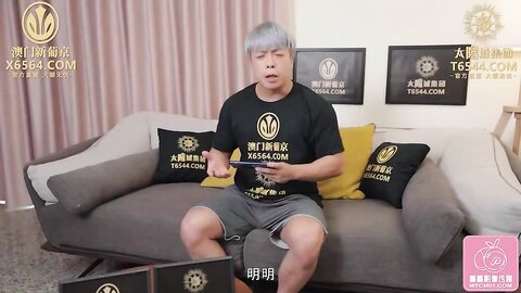 PMC293叫外卖意外操到性感小姐姐