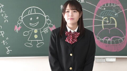 MUDR-203 A girl who longs for the deep throat who controls the training oral cavity in the school trains to...