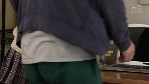 CAWD-441 A neighbors uniform girl has entered my middle -aged home and cant stand the defenseless form ....