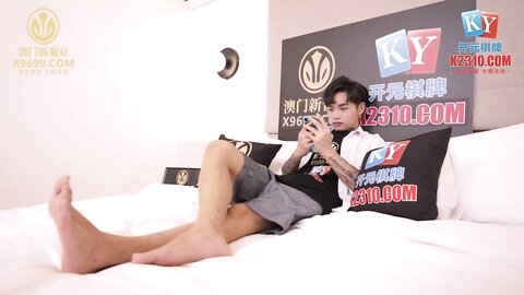 MCY-0109少妇炮友竟是我的亲妈