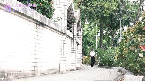 SA国际传媒TWA0024思春期的诱惑1