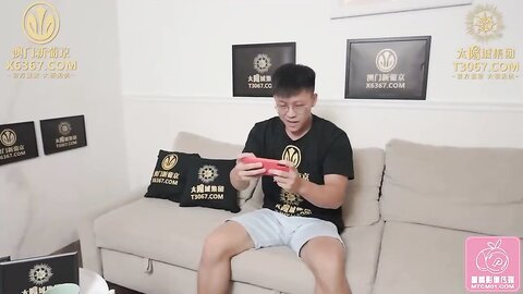 PMC299把刚大学毕业的女家教搞上床-吴文淇