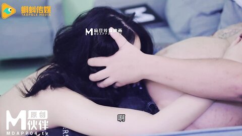 KD-014妻子闺蜜到访勾引