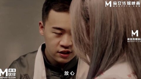 三只狼SZL-013献身大女儿给爹爹解咒