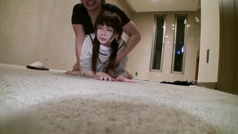 4547612 [Unusual]****zynxzjo* Filmed in a common area at the entrance to an apartment building, a tense part of the film, which included a moaning sound and a Nakadashi.