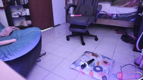 Horny Asian Sucks Her Machin And Gets Fucked On All Fours Until She Cum