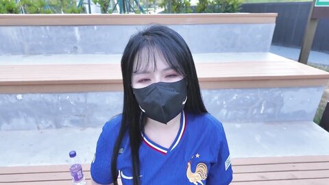 性感甜美小仙女小姐姐『樱空桃桃』✅足球少女的浪漫邂逅：嫩足学妹的高潮！美乳丰臀超反差小姐姐