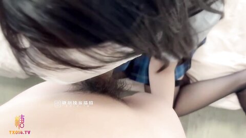 清纯可爱邻家美少女『小敏儿』✅学妹酒后被好友强上 内射极品蜜穴，白虎粉穴要被撑破，大长腿清纯少女