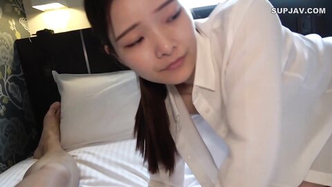 FC2PPV-4547494 [本日迄1490pt！]**pzzyxqx*z* 就活準備に励むスレンダー美女が年上男性に敏感なカラダを触られおまんこが鬼濡れ！？快感に溺れて全てを委ねてしまう濃密生セックス