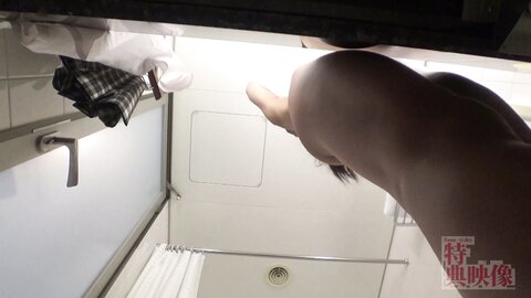 4550156-4 Exclusive[Pussy cracking - anal cracking]**pzzyxqx*z* <Wheat skin big tits, Consultation 1: For various reasons, I had no choice> Pussy max cracking - open up! Smooth\Unusual thin labia\Ultra close-up