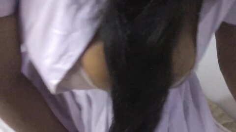 ඉස්කෝලේ ඇරිලා ගෙදර එනකොට එයාව අල්ලගත්තා Sri Lankan School Girl Hard Fuc