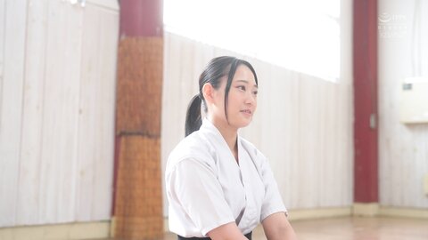 CAWD-747 [4K] Kyudo Genius Girl, Yamato Nadeshiko Of Reiwa, Sumire Aisaka AV Debut