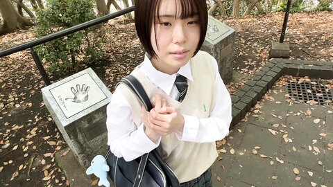 PIYO-212 [4K] JOutdoor 8 I Want To Have Sex That I Can't Have Normally -Transparent, Pure White Skin. She Is A...