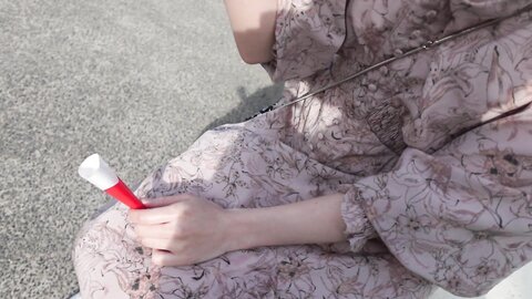 4552433 Face to face! ****zynxzjo* ! Limited to today only! A petite, cute receptionist who can`t forget the pleasures that have seeped into her body, until she shows herself masturbating in public... She has
