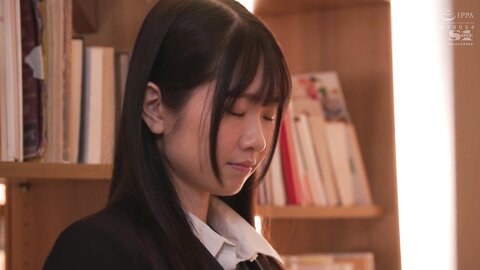SONE-373 [Uncensored] That Girl You Admire At School Seems To Be Getting Fucked Around A Lot On The Train. Sakika...