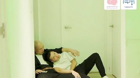 蜜桃影像PM082男同哥哥不惜用亲妹钓男伴
