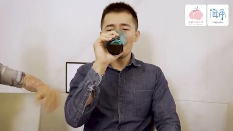 蜜桃影像PM082男同哥哥不惜用亲妹钓男伴