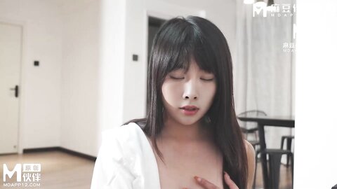 绝对领域LY-064饥渴人妻的致命诱惑