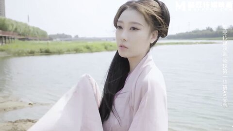 Modedia Asia The Mermaid Returns Your Favor With Her Sexy Body
