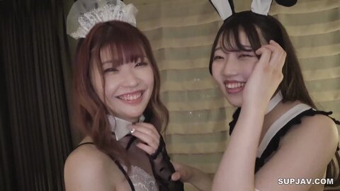 4572888 Kaho, a beauty club employee, and Asuka, a student at a music college, are surrounded by men after they attack M-men together. Pregnant friends confirmed!!!].