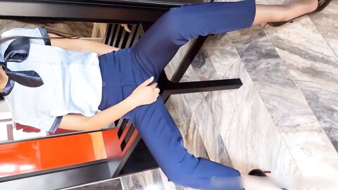 优雅气质尤物御姐女神✅超顶长腿御姐 魔鬼身材 撕破丝袜用鸡巴狠狠的捅了进去！端庄女神被操得淫相毕露