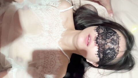 漂亮大奶人妻吃鸡啪啪 身材丰满 稀毛鲍鱼肥美 被大鸡吧无套输出 白浆四溢 沉浸式享受爱爱