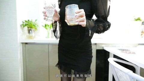 MSD-193美足姐姐的背德诱惑