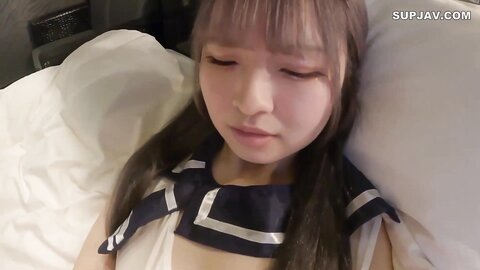 4547930 [Miracle 18 year old! Ayu-chan, the embodiment of kawaii genius]****zynxzjo* She was a little bit taller, but inside she was 18 years old herself.