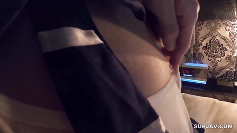 4547930 [Miracle 18 year old! Ayu-chan, the embodiment of kawaii genius]****zynxzjo* She was a little bit taller, but inside she was 18 years old herself.