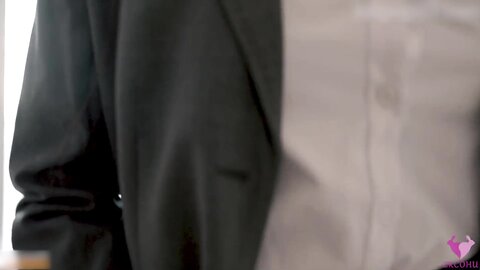 性感小骚货【下面有根棒棒糖】✅黑丝Ol性感小白领 主动张开黑丝M腿勾引，高冷小白领一插进来秒变小荡妇