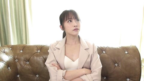 AARM-263 Short Pants Suit Thighs X Thighs