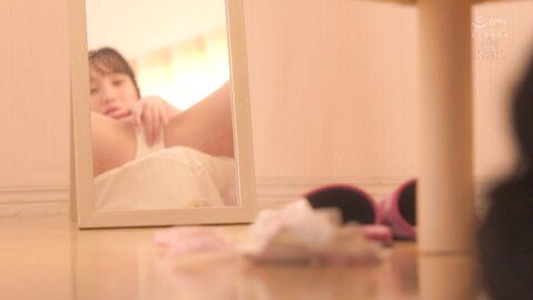 ROYD-209 My Sister Is Plain And Modest, But When She Took Off Her Glasses, She Was A Beautiful Woman Of The...