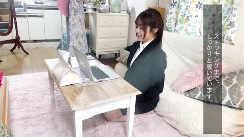 START-230 A Neighbor Job-hunting Student (estimated G Cup), Whom I Had Been Hiding For Six Months, Was...
