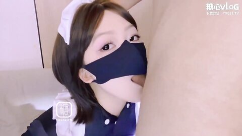 巨乳萝莉黑丝美眉 啊不要 身材超丰满 吃鸡足交乳交 被大鸡吧无套输出 稀毛粉穴尿尿狂喷