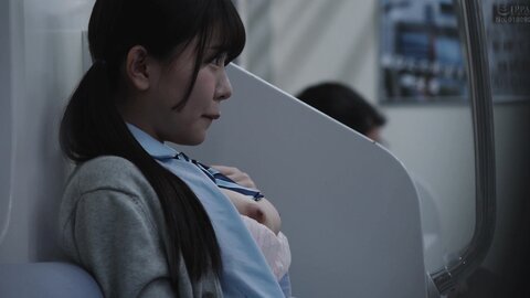 MOON-035 [4K] Last Breast Seduction Train - F-Cup Beautiful Girl And F-Cup Beautiful Girl In An Empty Car Alone...