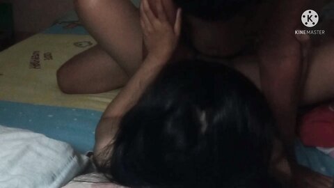 เย็ดกับเพื่อนสาวที่ทำงานด้วยกัน หลอกผัวว่าทำโอทีFucking With A Girl Fri