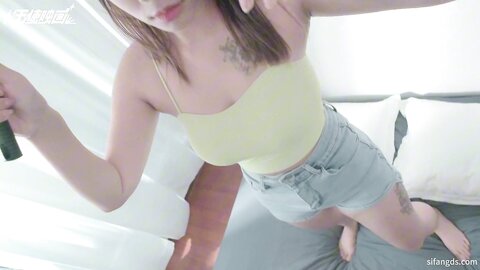 ⚫️⚫️【11月新品福利】天使映画，剧情系列《女子图鉴 女背包客海外的激情性爱》大奶大乳晕，激情四射